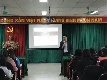 Buổi đào tạo kỹ năng mềm và những bí quyết chinh phục nhà tuyển dụng cho sinh viên khóa D9 ngành kinh tế