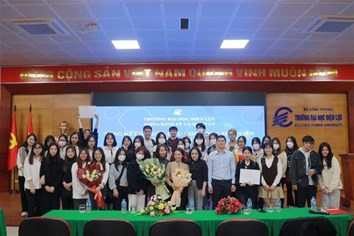 Tổng kết nghiên cứu khoa học sinh viên năm học 2021 - 2022 và ra mắt CLB Nhà kinh tế trẻ