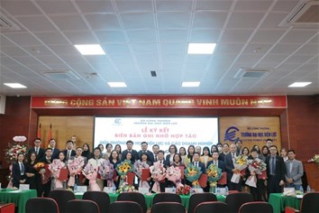 Trường Đại học Điện lực ký kết hợp tác với các doanh nghiệp nhằm tạo điều kiện thuận lợi cho sinh viên ngành kinh tế