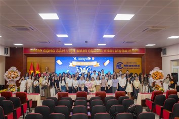 LỄ CHIA TAY GIẢNG ĐƯỜNG KHÓA D16 – THANH XUÂN CỦA CHÚNG TA